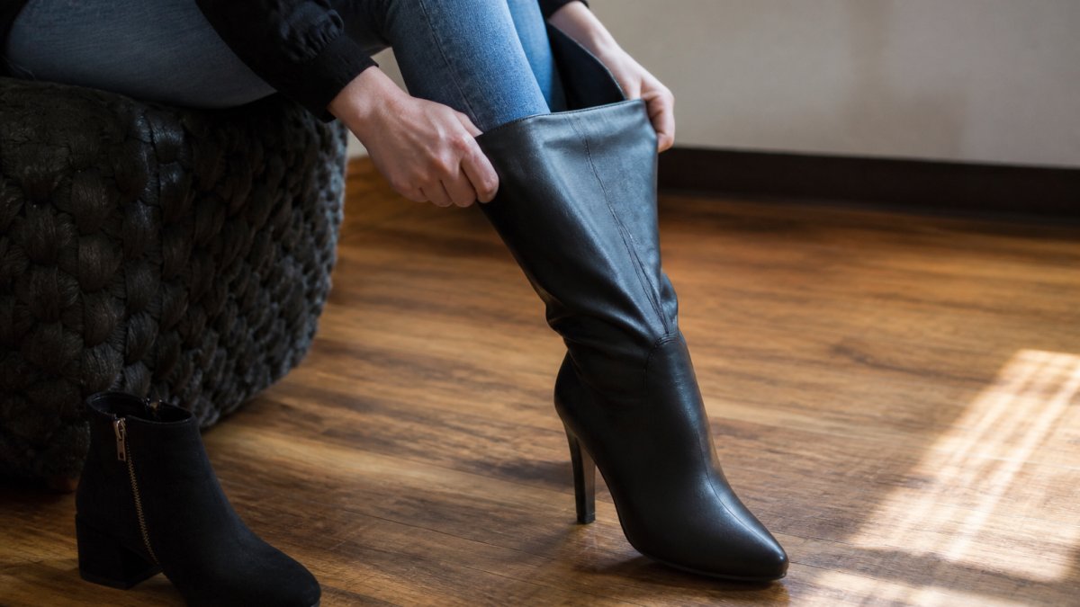Prevent Blisters From Loose Fitting Boots: 7 Steps
